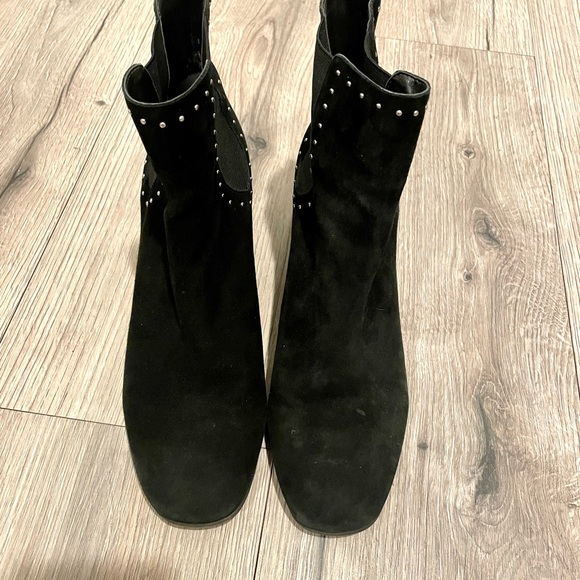 *LOWEST POSSIBLE PRICE FIRM Marc Fisher Tango Studded Chelsea Boot size 9 - Picture 6 of 9